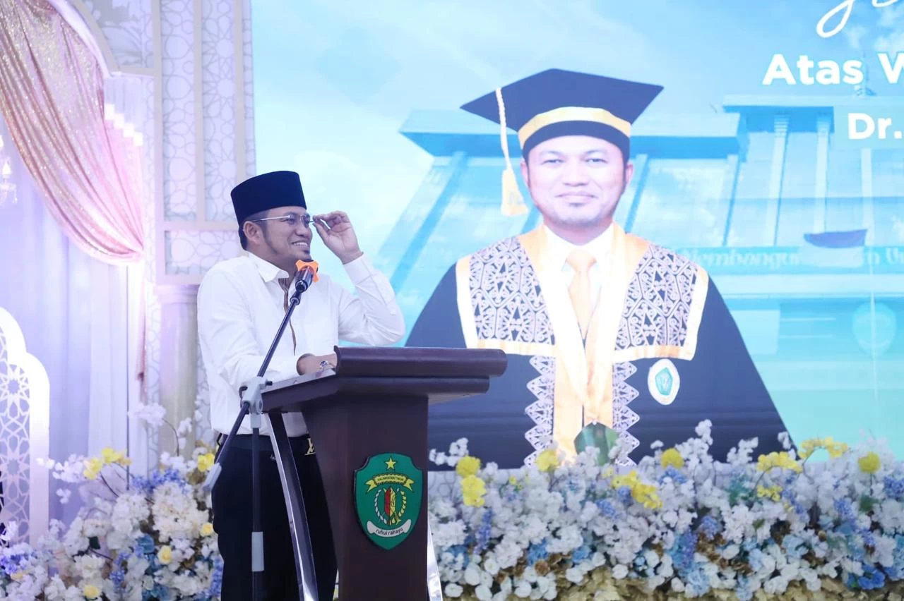Gubernur Harum Resmi Sandang Gelar Doktor, Tegaskan Komitmen Pendidikan Gratis di Kaltim